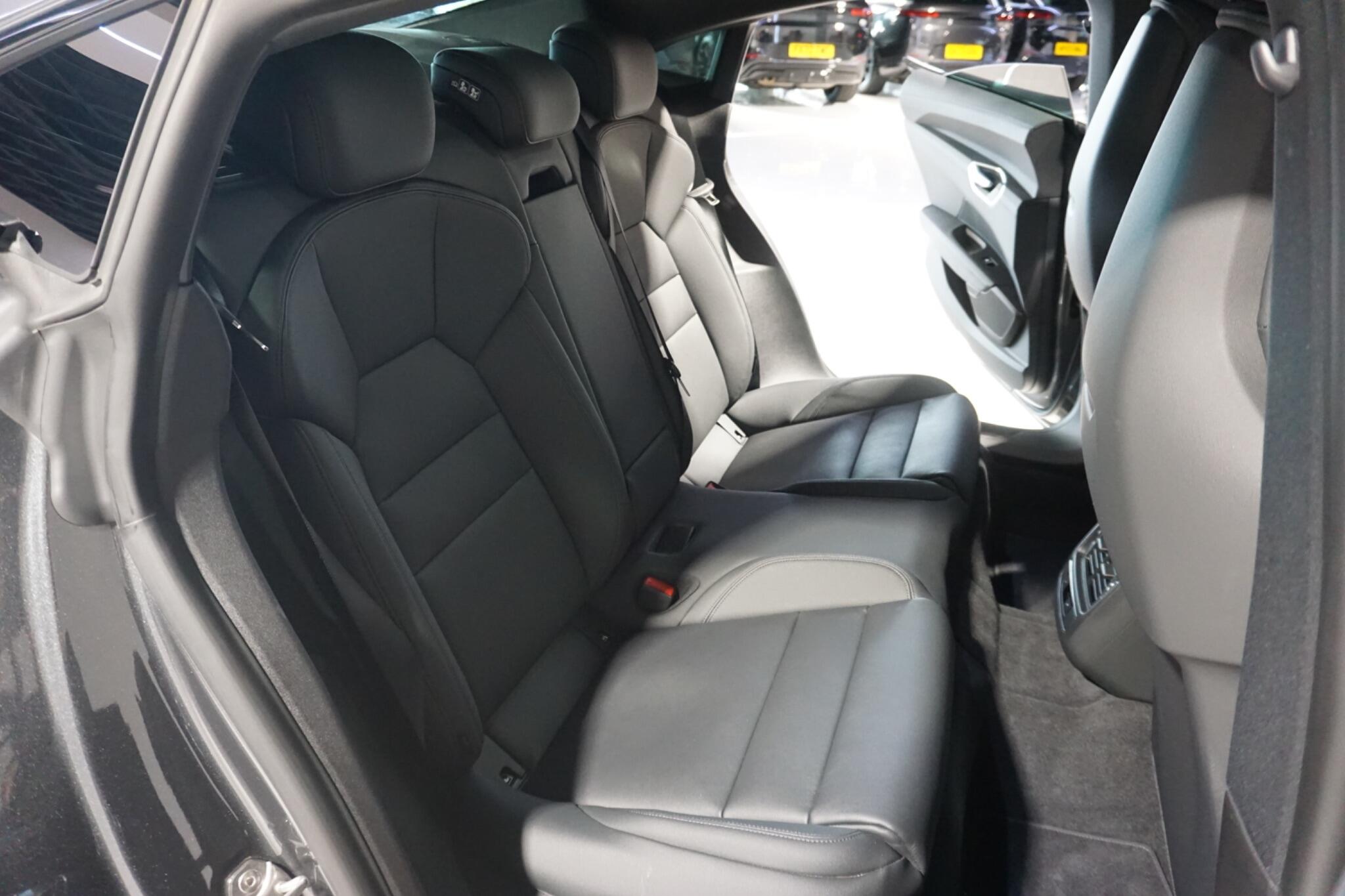 Audi e-tron GT 93.4kWh Saloon 4dr Electric Auto quattro (476 ps)